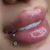 خدمات پیرسینگ، اصلاح ،وکس،پاکسازی