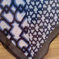 شال روسری|لباس|نیمبلوک, |دیوار