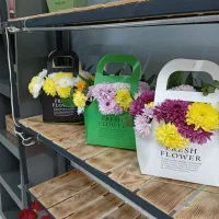 باکس گل 30×33 و دسته گل اقتصادی