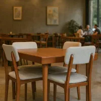 ناهار خوری کویین ۱۲ ماهه