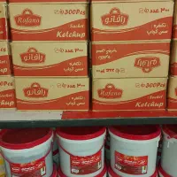 راننده با ماشین مسقف