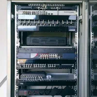 خدمات تخصصی کامپیوتر شبکه و IT سیستم های امنیتی