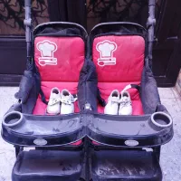 کالسکه دو قلو خارجی به همراه دو جفت کتانی