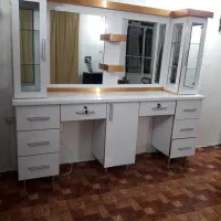 کمد و ویترین آرایشگاه