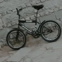 دوچرخه بیست|دوچرخه، اسکیت، اسکوتر|نیمروز, |دیوار