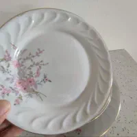 ظروف چینی قدیمی البرز و گل عروس|کلکسیون اشیاء عتیقه|محمودآباد, |دیوار