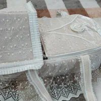 ساک حمل نوزاد و کنار مادری