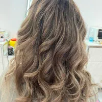 نیرو برای خدمات سالن زیبایی