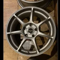 رینگ و لاستیک ۱۷|قطعات یدکی و لوازم جانبی|رشت, معلم|دیوار