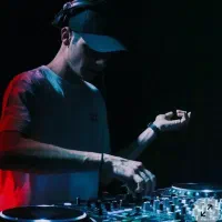 دیجی DJ عروسی/نامزدی/تولد/مجری/عموموسیقی کودک|خدمات پذیرایی، مراسم|رشت, گلسار|دیوار