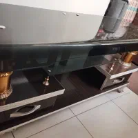 میزتلوزیون سالم بدون شکستگی