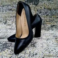 کفش|کیف، کفش، کمربند|بیرجند, |دیوار