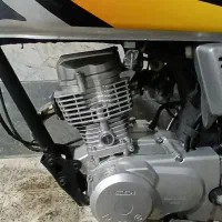 هندا ۱۲۵ پرواز ۱۴۰۰|موتورسیکلت|ری, شهادت|دیوار