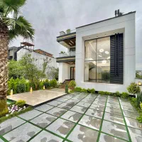 از-چی-بگم-از-شهرک-از-ویلا-از-سازندش-همه-چی-پرفکت