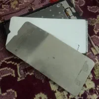 گوشی‌‌مدل‌آ32اوراق