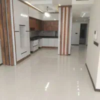 ۸۳ متر طبقه ۳ آسانسور دار/ بازسازی/ فروشنده واقعی