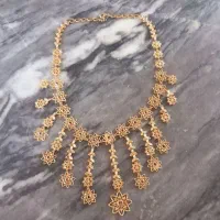 گردنبد رنگ ثابت