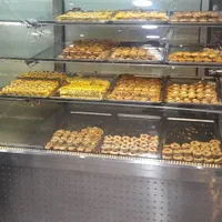 ویترین و یخچال مغازه