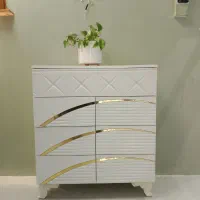 آینه|آینه|گلبهار, شهر جدید گلبهار|دیوار