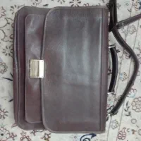 کیف مردانه بزرگ چرم اصلی بوفالوسالم جادارباآسترجیر|کیف، کفش، کمربند|اصفهان, باغ دریاچه|دیوار