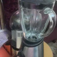 آب میوه گیری ومخلوط کن