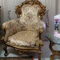 مبل سلطنتی۹نفره به همراه ۳عدد میزعسلی