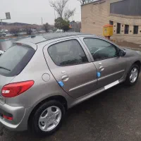 ۲۰۷اتومات سقف شیشه ای