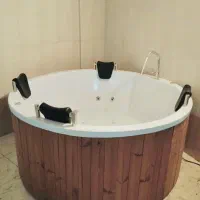 جکوزی ۴ نفره گرد با کیفیت بالا و قیمت مناسب