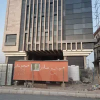 مغازه فولادشهر با لوکیشن درجه یک