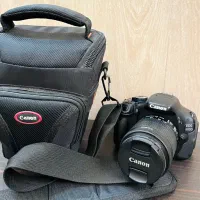 دوربین کنون600d در حد با لنز