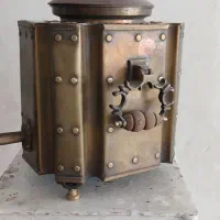 سماور 3پایه|کلکسیون اشیاء عتیقه|قم, منبع آب|دیوار