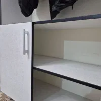 کتابخانه و کمدلباس|کتابخانه، شلف، قفسه‌های دیواری|رشت, کوی غلام نیا|دیوار