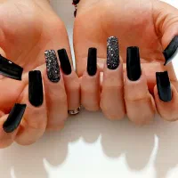 کاشت ناخن. مژه