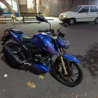 اپاچی ۲۰۰ مدل ۴۰۳