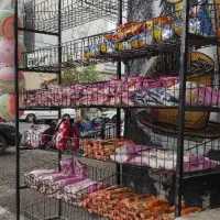 استند چیپس و پفک و سایه بام