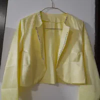 تعدای لباس دخترانه