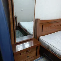 تخت ومیزارایش