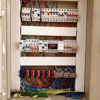 برقکاری ساختمان و خورده کار حتی روزای تعطیل