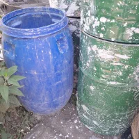 بشکه باداوم پلاستیکی و ماله سفیدکاری 950000