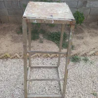 چهارپایه آهنی
