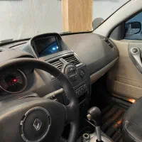 مگان وارداتی اتوماتیک مدل۲۰۰۶|خودرو سواری و وانت|اصفهان, حسینآباد|دیوار