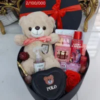 پک هدیه کادو تولد باکس شیک روز دختر ارایشی کیف