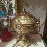 شکلات خوری برنز سنگین وزن