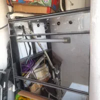 تعدادی وسایل کودک به فروش میرسد