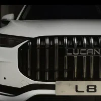 Lucano L8