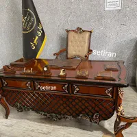 میز مدیریت و مبلمان اداری کلاسیک