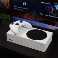 xbox series s دو دسته اصلی کم کار