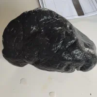 شهاب سنگ بزرگ مشکی