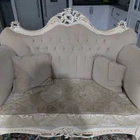 مبل ۷ نفره با ۴ عدد میزبان