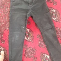 مقداری لباس بچه گانه درسایز های مختلف موجوده
